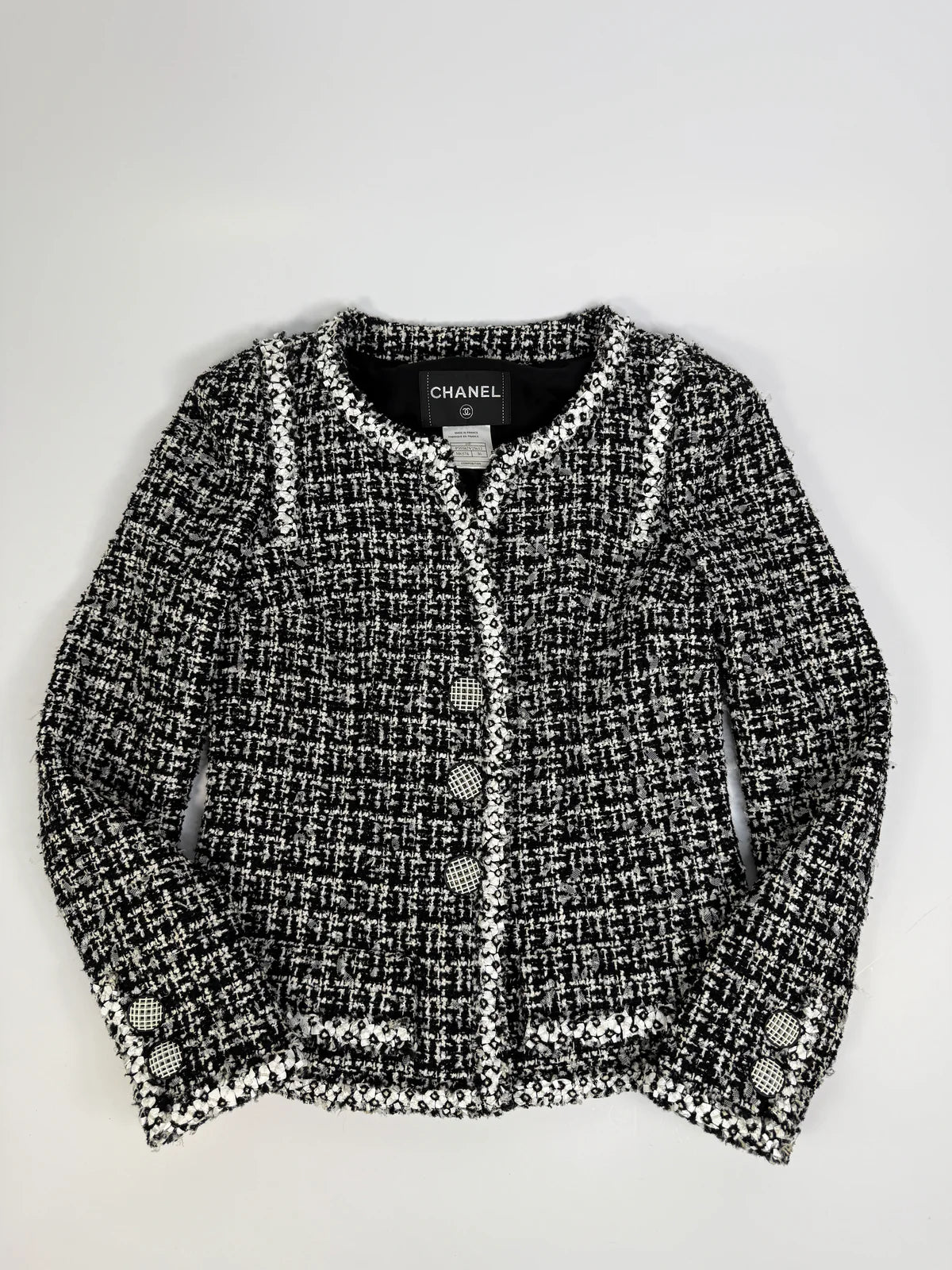 CHANEL TWEED JACKET (SIZE 36/UK8)
