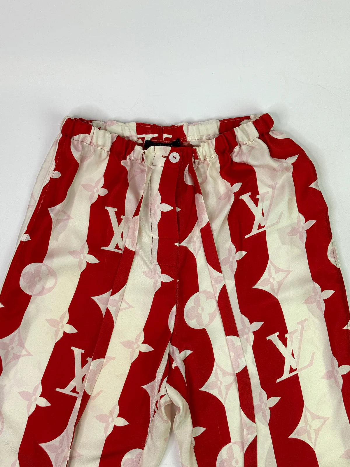 LOUIS VUITTON RED MONOGRAM SILK TWILL TROUSERS ( SIZE 38/10)