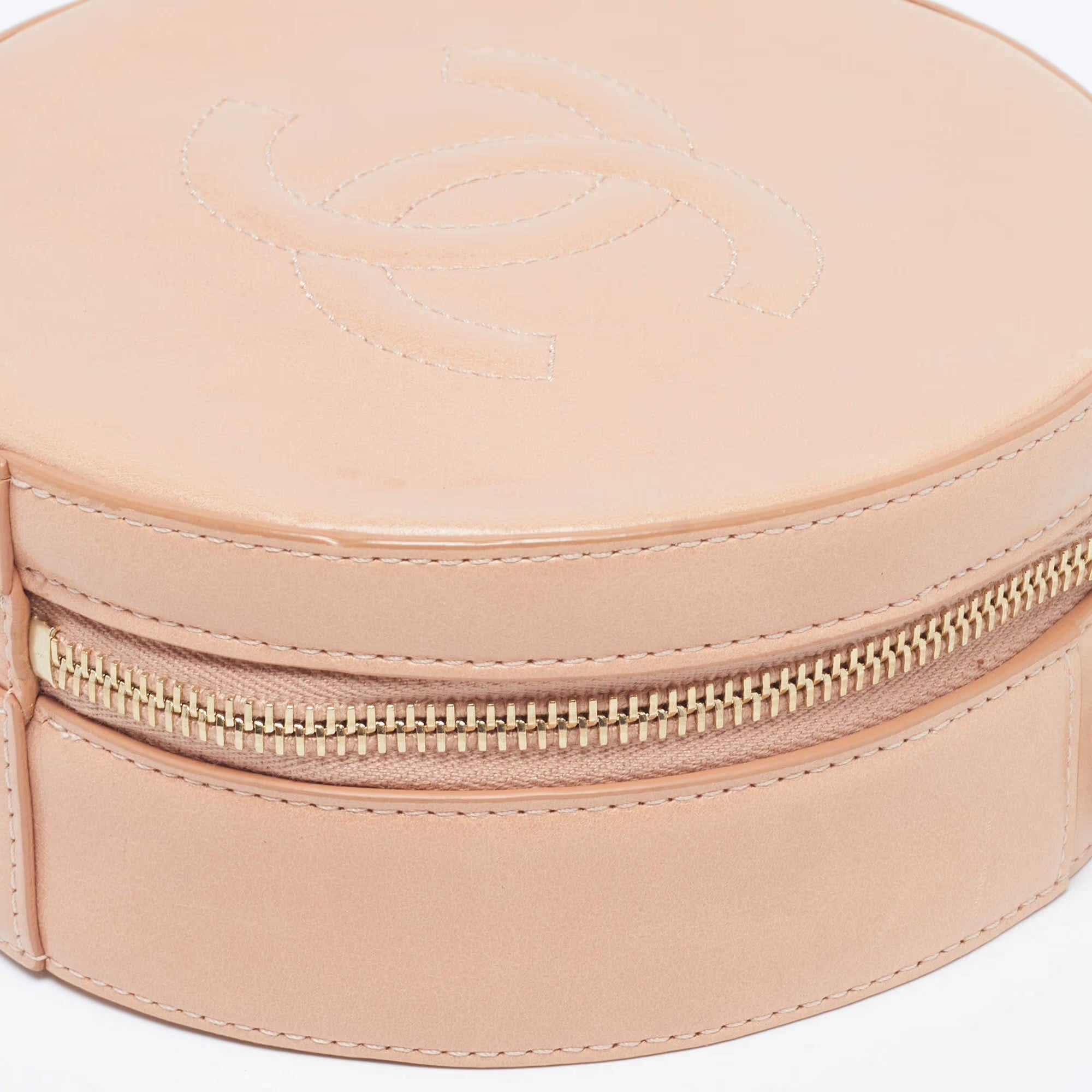 Chanel Round as Earth Peach Leather Bag