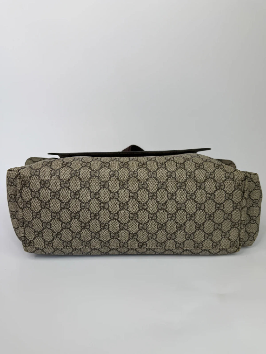 GUCCI GG SUPREME MEDIUM BABY CHANGING BAG