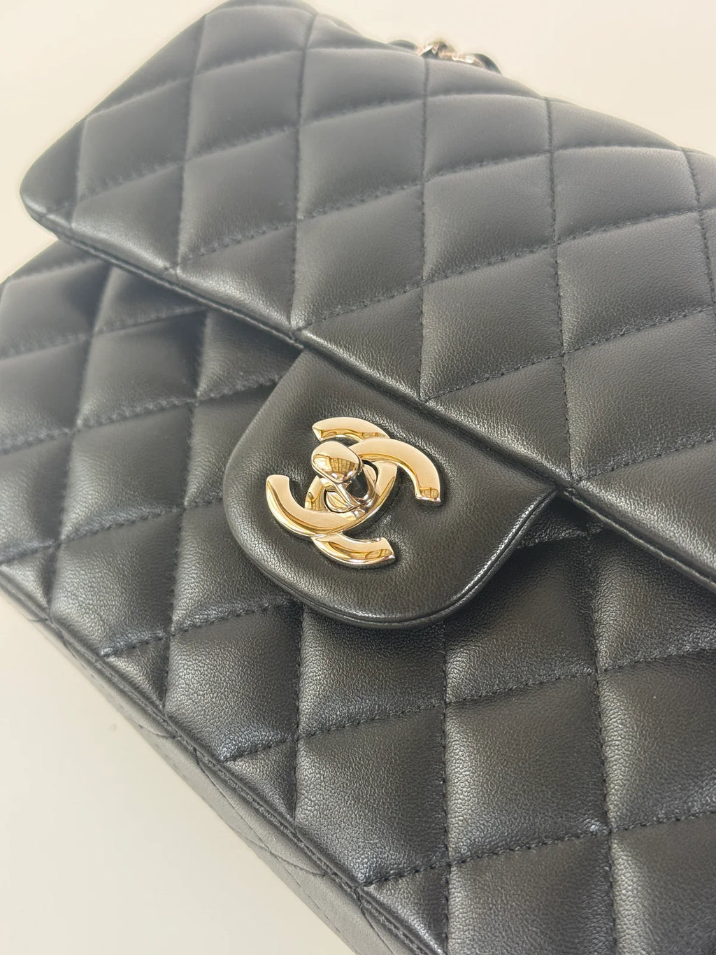 CHANEL SMALL CLASSIC DOUBLE FLAP IN BLACK LAMBSKIN LEATHER WITH SHW