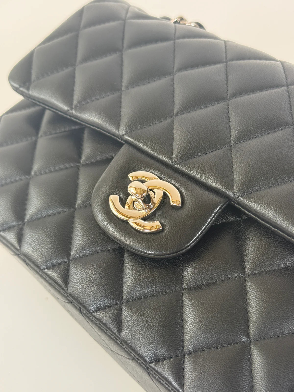 CHANEL SMALL CLASSIC DOUBLE FLAP IN BLACK LAMBSKIN LEATHER WITH SHW